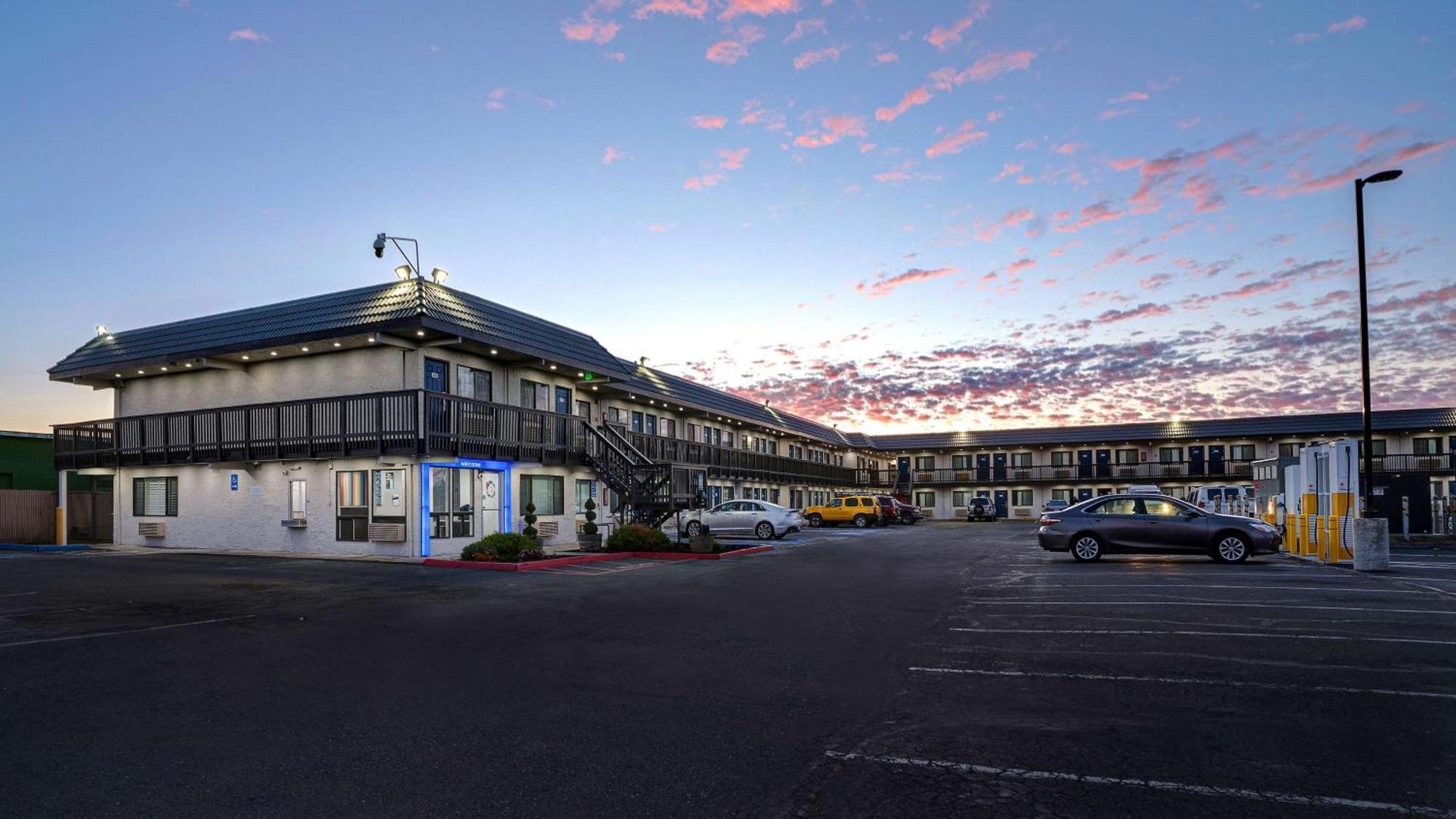 Motel 6-Eureka, Ca Redwood Coast Exterior foto